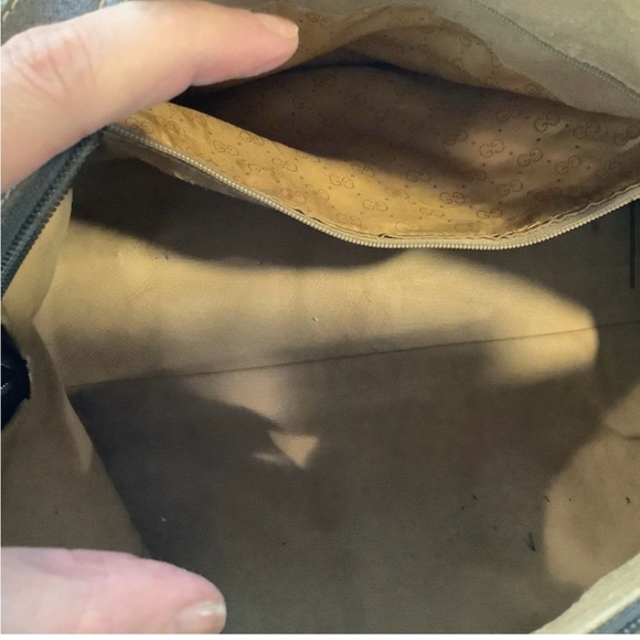 Authentic Vintage Gucci Boston Bag - Picture 7 of 12